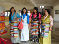 Women in traditional Tibetan dress