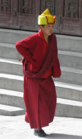 Yellow hat monk in Deqin