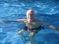 Pieter enjoying the swimming pool
