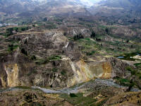 The canyon is not very deep here.