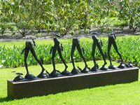 Keukenhof- unusual statue